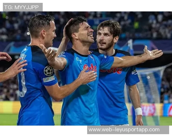 国米与那不勒斯关注20岁右后卫帕莱斯特拉引发转会热潮 国米与那不勒斯关注20岁右后卫帕莱斯特拉引发转会热潮