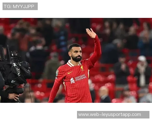 埃及媒体曝沙特为萨拉赫开天价合同薪水超越C罗 埃及媒体曝沙特为萨拉赫开天价合同薪水超越C罗