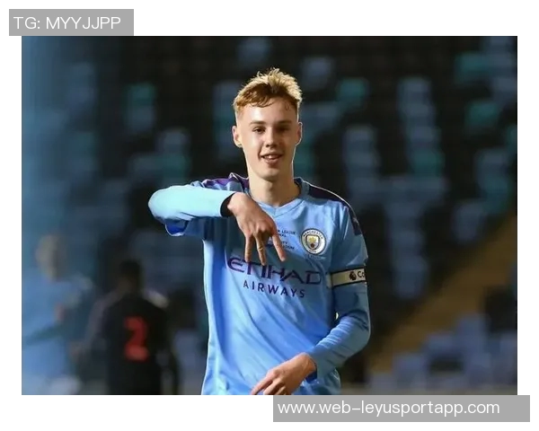 古斯托自信传球帕尔默称赞默契配合助力球队胜利