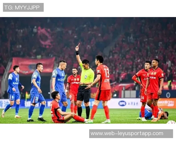 穆斯卡特因不当言论停赛未入中超最佳主帅候选引发热议