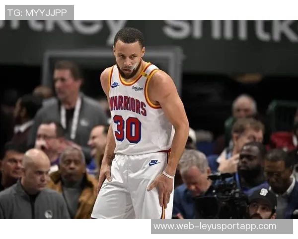 亚历山大惊人表现三节打卡十次勇士库里赛季创下19次胜利纪录