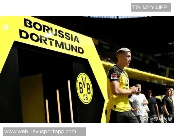 巴萨明确引援计划目标锁定左脚中卫强力边后卫与顶级中锋 巴萨明确引援计划目标锁定左脚中卫强力边后卫与顶级中锋