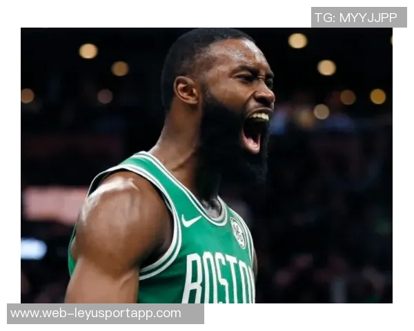 阿里纳斯承认曾嘲笑杰伦布朗左手运控现已大为改观